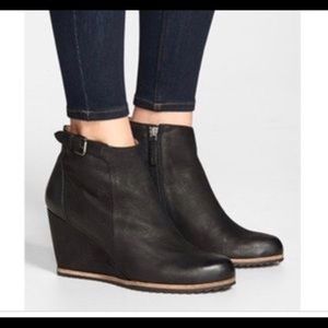 Biala Wedge bootie
